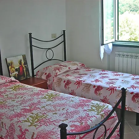 Casa Marchetti Apartman Varese Ligure